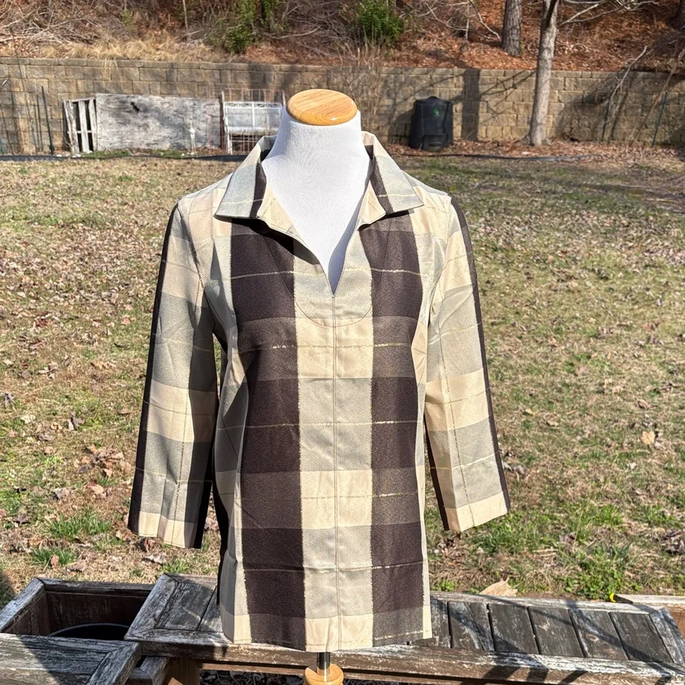 Tuckernuck Mairead Check Plaid Beige and Black 3/4 Sleeve Top - Picture 2 of 10